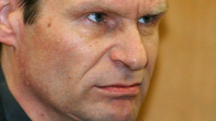 Tělo nakrájel, hlavu uvařil. Za vraždu milence dostal kanibal jen čtyři roky