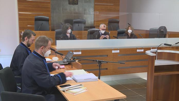 Návrh na zrušení testů pro pracovníky zdravotnických zařízení soud zamítl