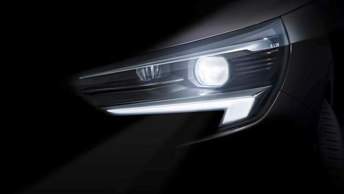 Nová Corsa zatím jen mrkla. Co skrývá malý hatchback od Opelu?