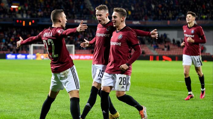 Sparta otočila zápas s Brnem a dotáhla se na Slavii. Pardubice jsou poslední