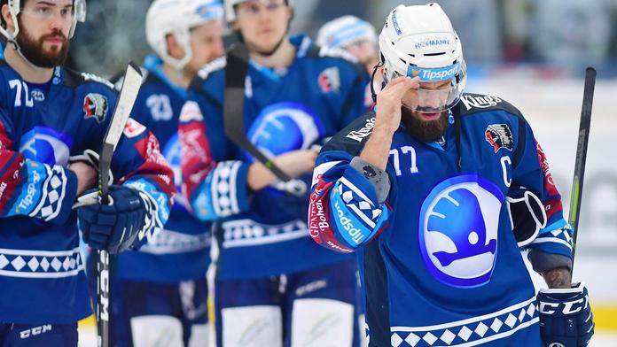 Hokejová sezona v Česku skončila, mistr nebude vyhlášen