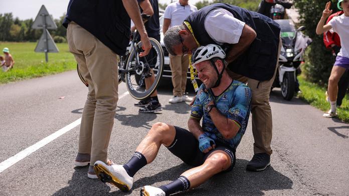 Smutný konec legendy. Cavendish do cíle své poslední Tour de France nedojede