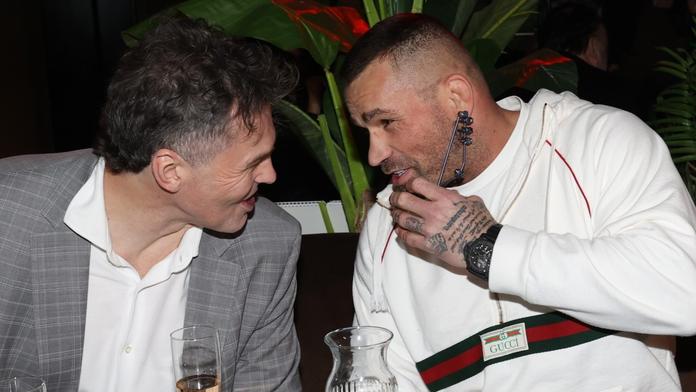 Jaromír Jágr (vlevo) se na večírku potkal s Karlosem Vémolou