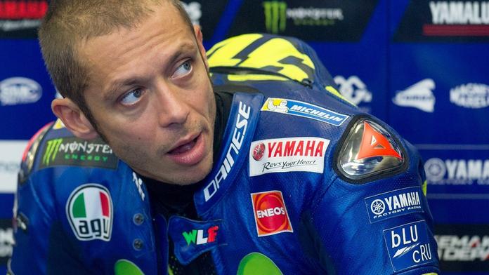 Valentino Rossi si zlomil nohu! V nemocnici čeká na operaci