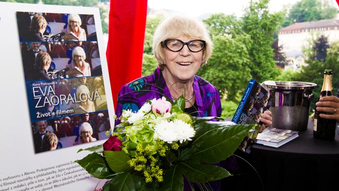 Velká ztráta pro karlovarský festival. Zemřela Eva Zaoralová (†89)