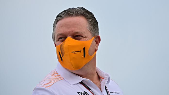Šéf McLarenu Zak Brown: Hamiltonův konec by mě nepřekvapil