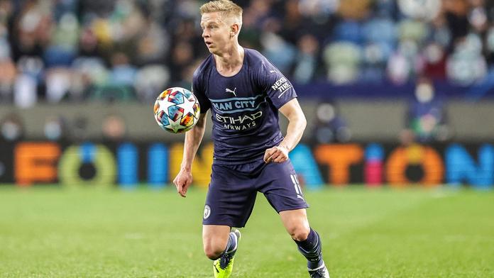 Drsný vzkaz od fotbalisty City. Putine, ty zrůdo, napsal Ukrajinec na sítích