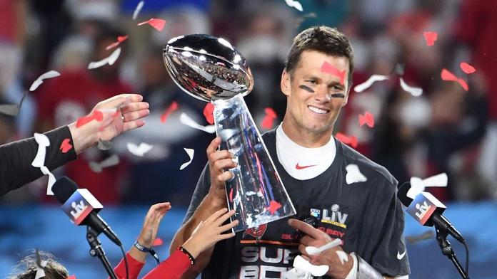 Podruhé a definitivně! Legendární Tom Brady ukončil fotbalovou kariéru