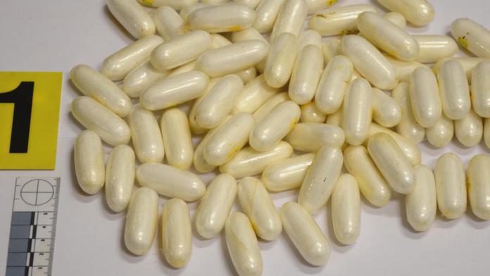 Šíření koronaviru pomáhá likvidovat obchod s drogami, hlásí z USA i Číny