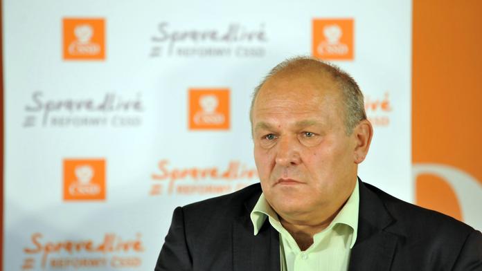 Huml: Registr vozidel bude mít od pondělí znovu problémy, uvidíte!