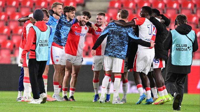 Zrušené oslavy titulu? Nikoli, Tvrdík slíbil fanouškům náhradu