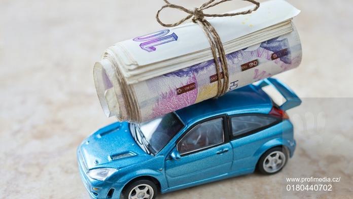 Bazar, nebo inzerát? Tohle vás čeká, když potřebujete prodat svoje auto