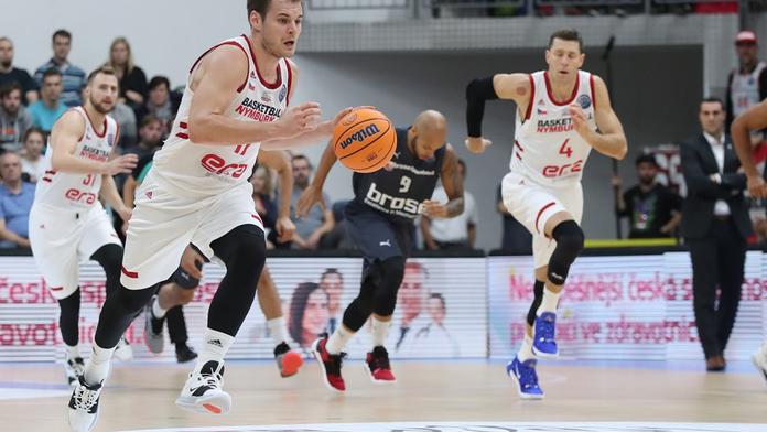 Nymburk slaví výhru v Lize mistrů! Bamberg porazil o dvacet bodů