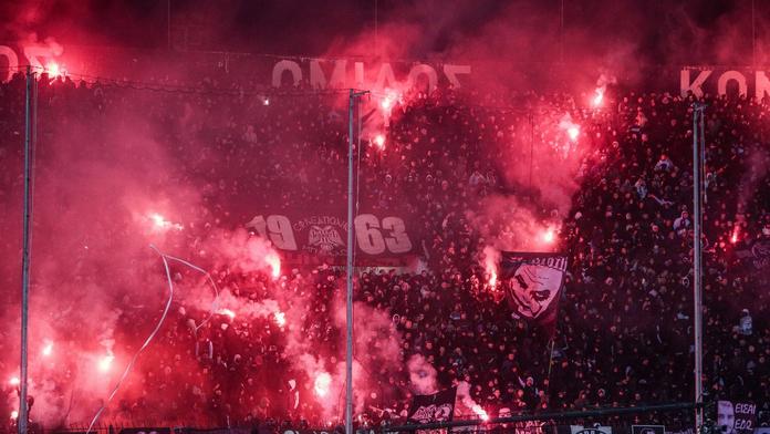 Fanoušci Olympiakosu Pireus
