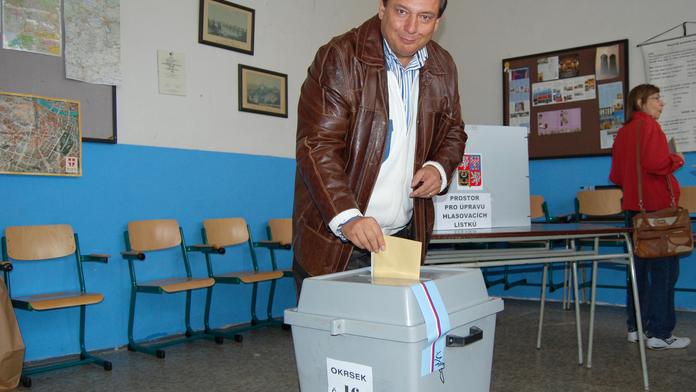Druhé kolo senátních voleb provází výrazný nezájem voličů