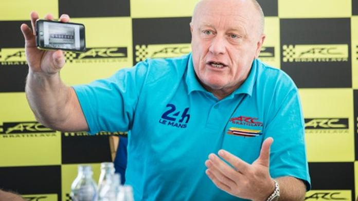 Cíle stranou, tady jde o zdraví. Strach z koronaviru zastavil rozjetou cestu