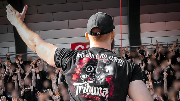 Spíkr Tribuny Sever zajel do Tvrdíka: Nese vinu. Kope okolo sebe a všechny potápí