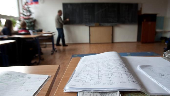 Malý chlapec (5) nastoupil do nového pololetí jako dívka