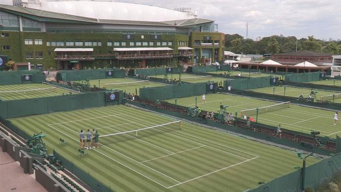 Vyloučení Rusů a Bělorusů? Pořadatelé Wimbledonu vyfasovali od ATP trest