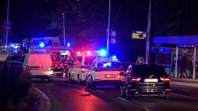 Bratislavská tragédie: Pozůstalí pohřbili Broňu (†21), Marka (†20) a Natálku (†19)