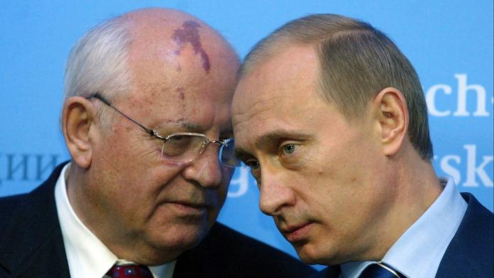 Putin dostal kázání jako malý kluk. Slova od Gorbačova si za rámeček nedá