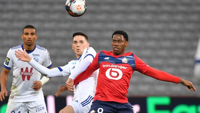 Vedoucí tým Ligue 1 škobrtl, Lorient uhrál důležitou záchranářskou výhru!