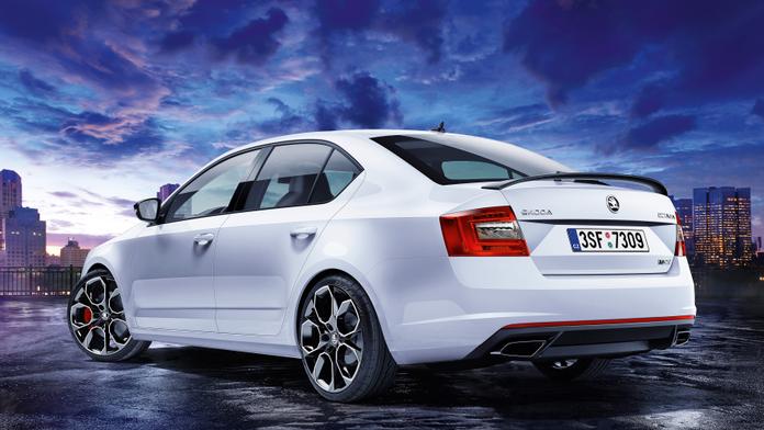 FOTO: Škoda představila nejrychlejší Octavii v historii!