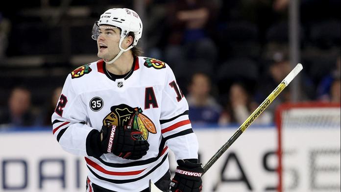 Výprodej v Chicagu: Hawks opouští kanonýr i talentovaný centr