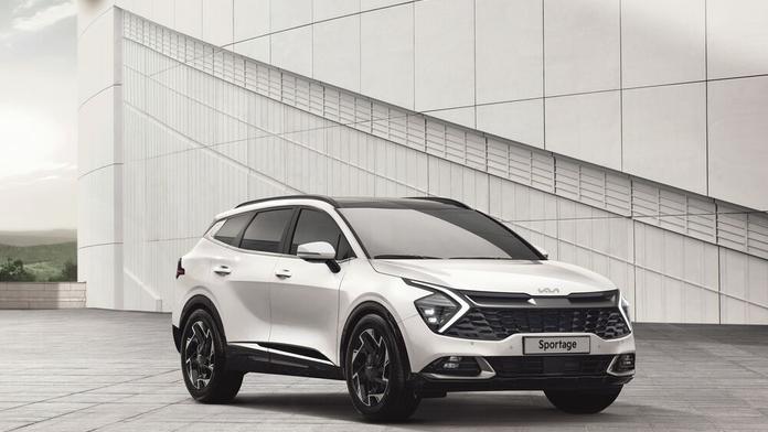 Kia míří vysoko. Nová generace SUV Sportage bude ostřejší, vypadá skvěle