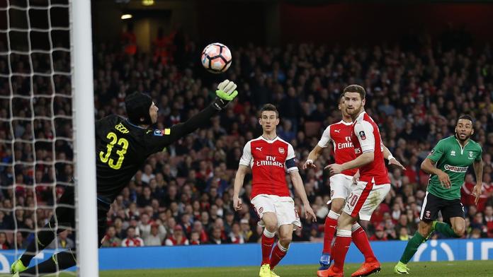 FA Cup: Čech pomohl Arsenalu nulou k výhře nad Lincoln City!