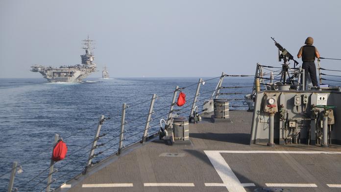 USA povedou námořní operaci na ochranu lodí v Rudém moři