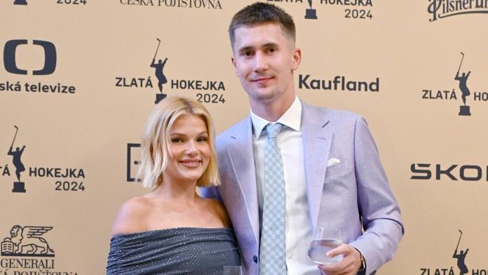 Partnerka hokejisty Nečase šla pod kudlu. Přehodnotila jsem to, říká