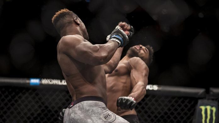 Brutální KO: Borec z UFC předvedl nejtvrdší úder na světě! VIDEO