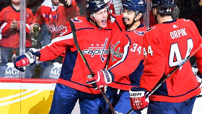 Jaškin pomohl gólem zlomit sérii Capitals, Mrázek vychytal výhru