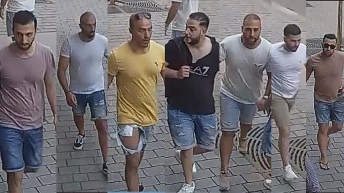 Těžkooděnci místo útočníků zatkli Izraelce. Nikdo nepochybil, tvrdí