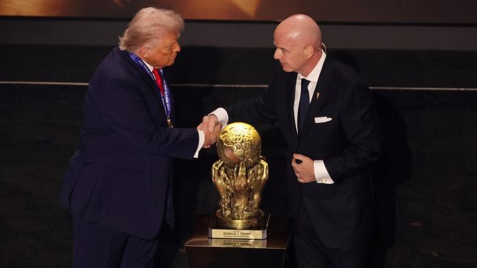 Trump slíbil Íránu bezpečnost na MS. Z Teheránu však přišla ostrá odpověď