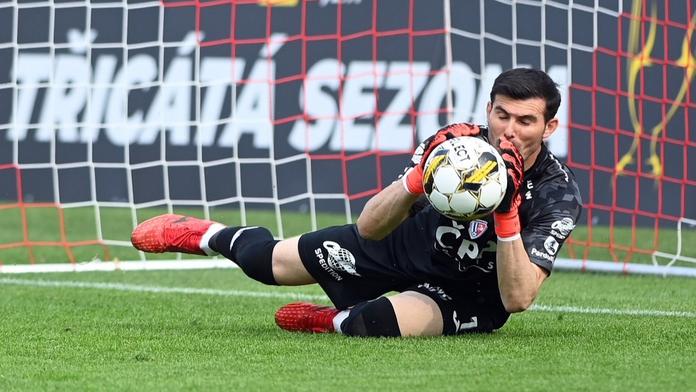 Nita definitivně opouští Spartu, plácl si s týmem z Turecka, na odchodu je i Højer
