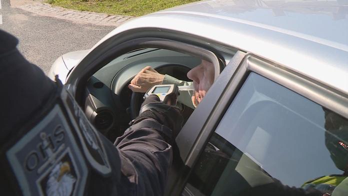 Za řízení pod vlivem vám rovnou a navždy zabaví auto. Poláci budou nekompromisní