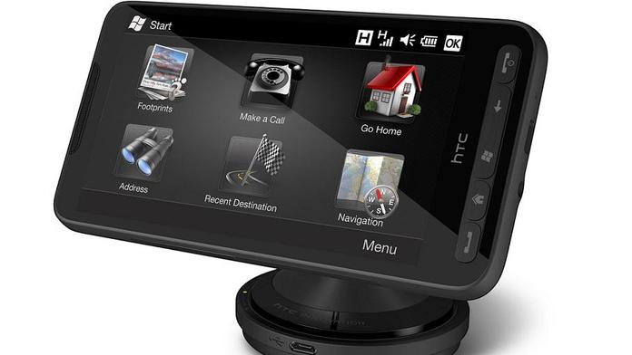 Nejvybavenější mobil od HTC připomíná netbook