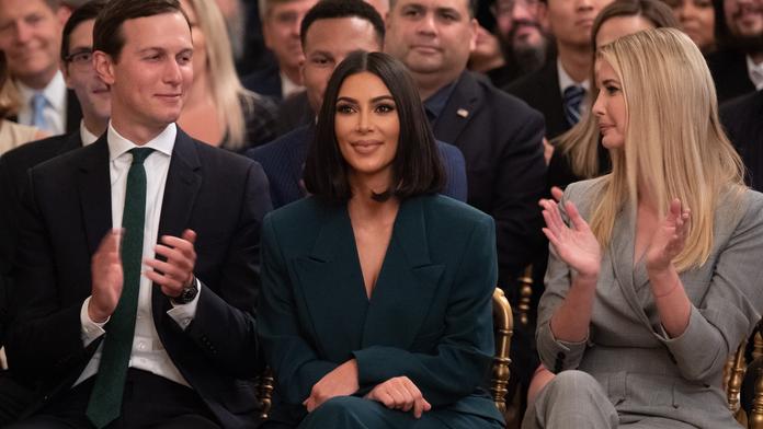 Kim Kardashianová vstupuje do klubu miliardářů, pomohlo jí spodní prádlo