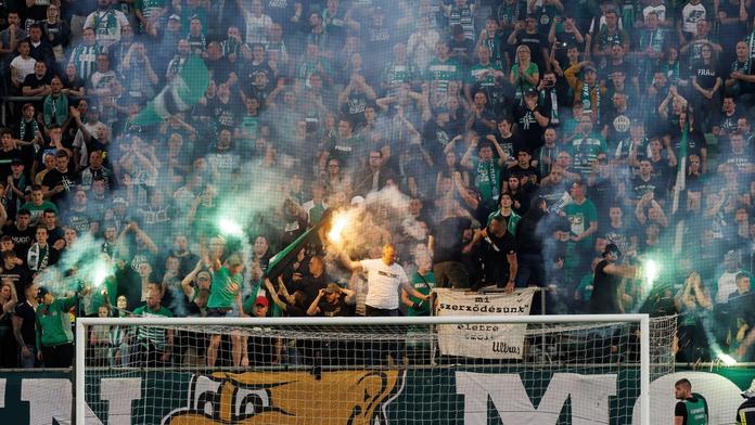 Fanoušci Ferencvárose drsně uráželi Slovensko. Případ může řešit i UEFA