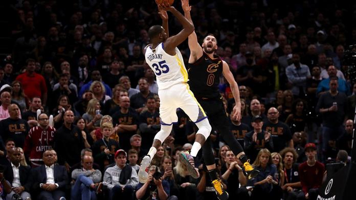 Čahoun Durant si dělal, co chtěl! Golden State jsou krok od titulu
