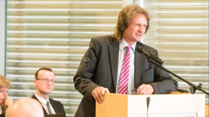 Odvolání Ševčíka z postu děkana nebylo v rozporu se zákonem, rozhodl soud