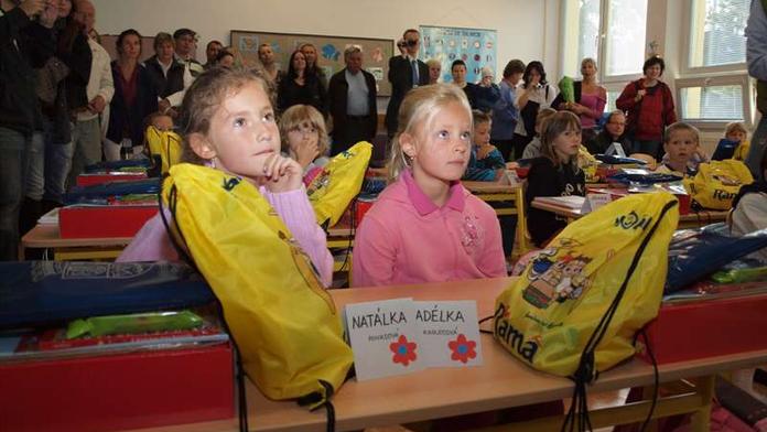 Kolik utratíte v průběhu roku za školáka? VELKÝ PŘEHLED