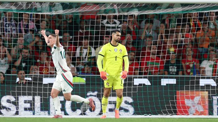 Oslavy postupu se v Lisabonu odkládají, nepomohl ani Ronaldo. Jistotu má Anglie