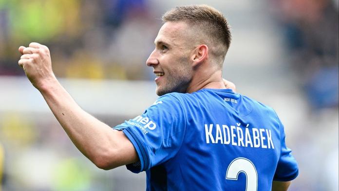 Kadeřábek dostal od Sparty zajímavou nabídku. Do konce týdne by mělo být jasno