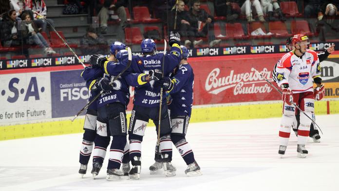 Hokejisté Zlína a Mountfieldu budou chtít v pátek srovnat stav čtvrtfinále play-off