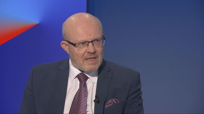 Ministr zdravotnictví Vlastimil Válek