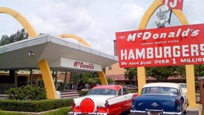 Nejstarší McDonald's na světě! Takhle vypadal nejznámější fast food před 50 lety