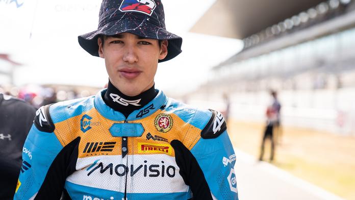 Velký úspěch českého motorsportu! Oliver König bude závodit v superbicích